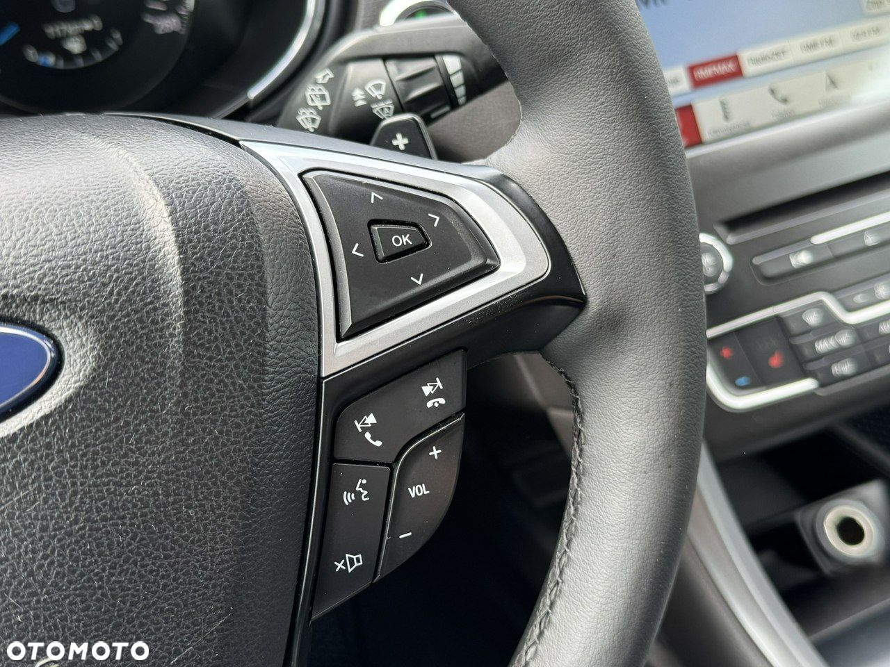 Ford Mondeo 2.0 TDCi Titanium PowerShift - 23
