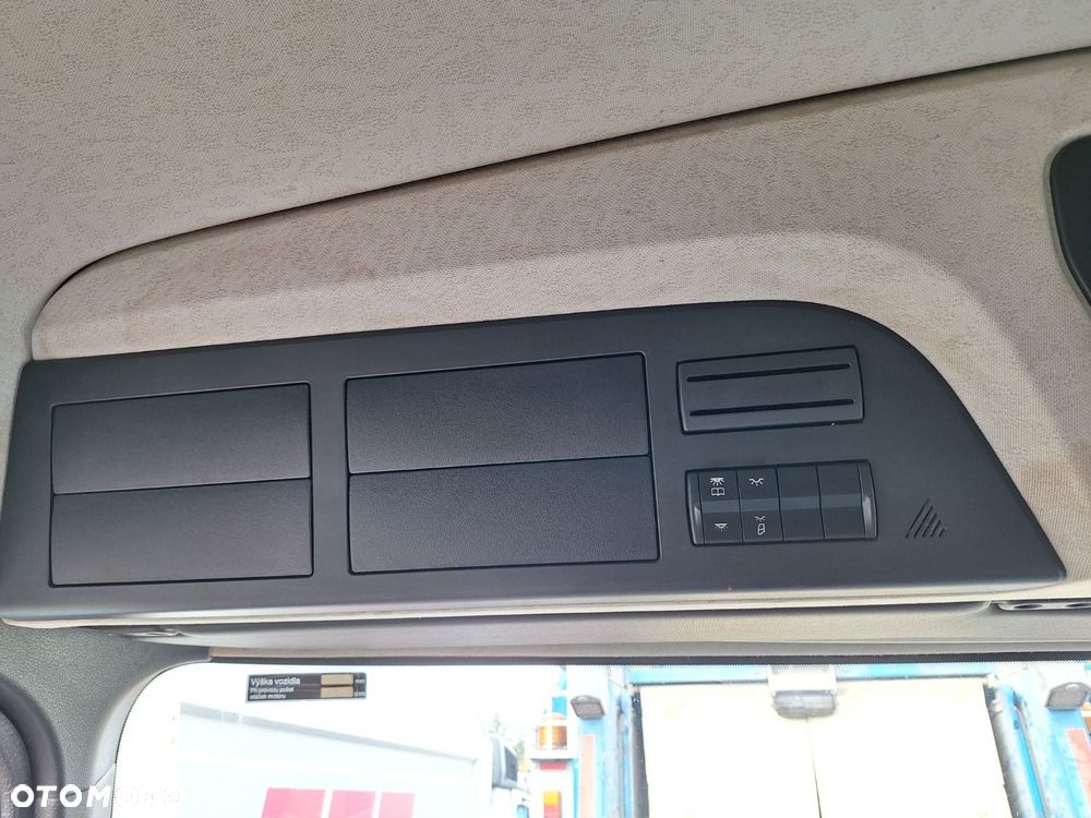 Versalift Arocs 2535 6X2 - 20