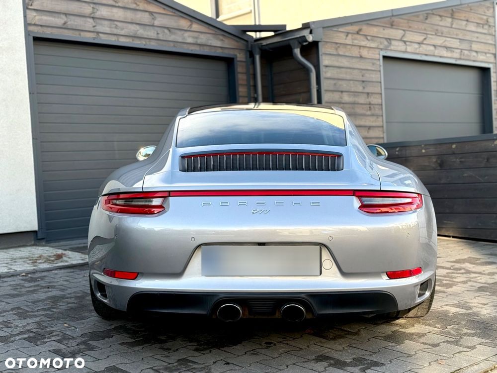 Porsche 911 Coupe [991] 15-19 - 17