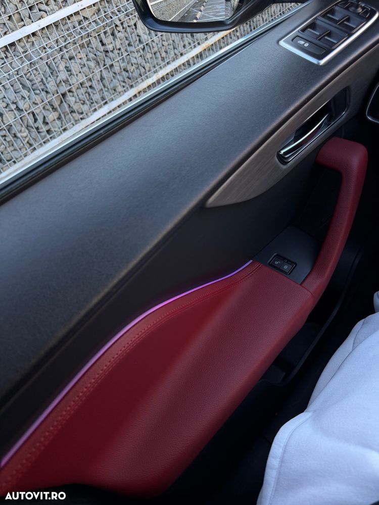 Jaguar F-Pace 30d AWD R-Sport - 27