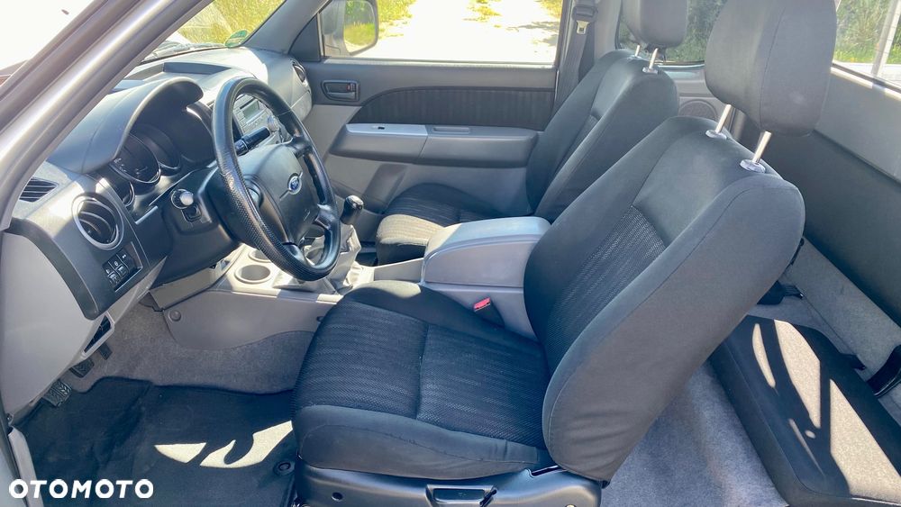Ford Ranger 2.5 TDCi DC XLT - 40