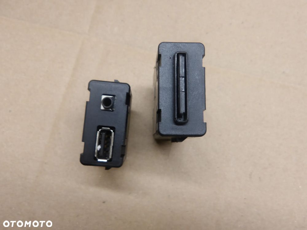 OPEL ASTRA IV J 1.3CDTI KOMBI CZYTNIK KART SD 13360041 - 2