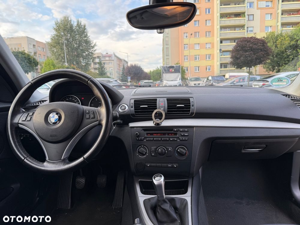 BMW Seria 1 118d - 19