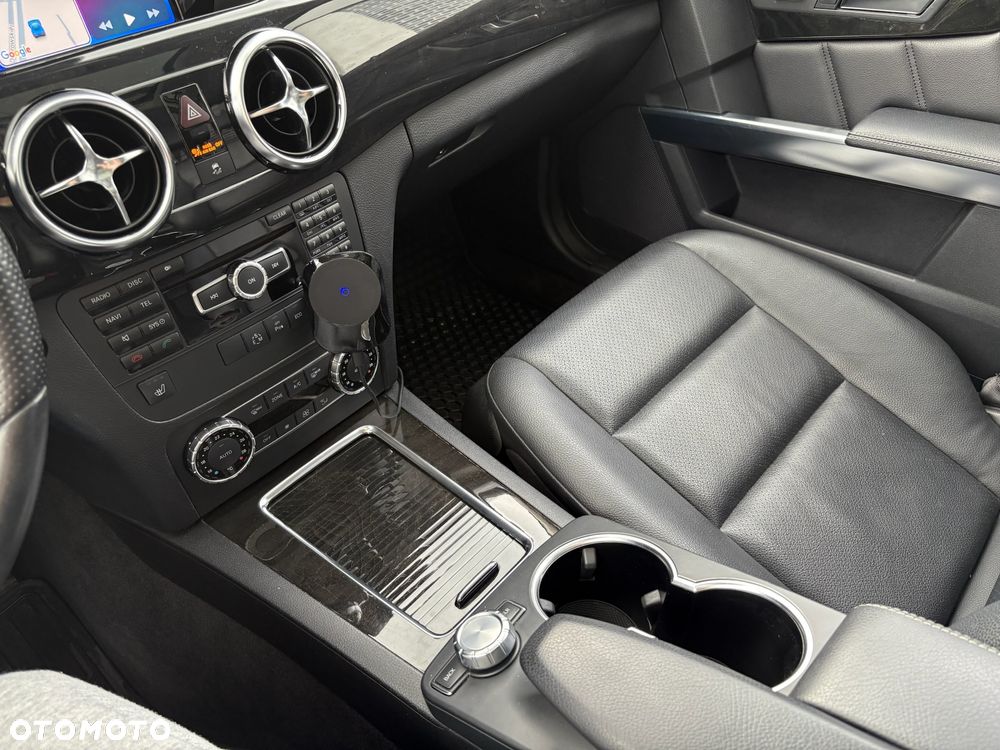 Mercedes-Benz GLK 350 4-Matic - 16