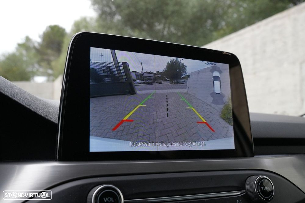 Ford Focus 1.0 EcoBoost MHEV Titanium - 11