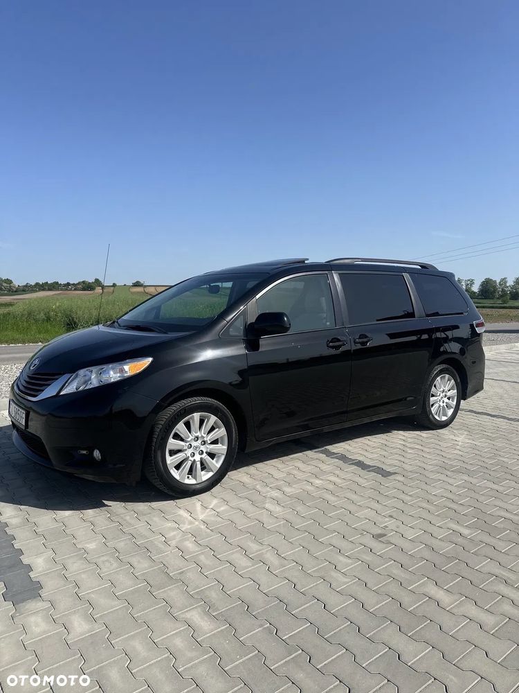 Toyota Sienna 3.5 V6 XLE AWD - 1