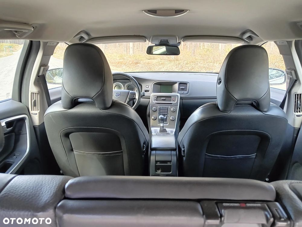 Volvo V60 D3 Summum - 7