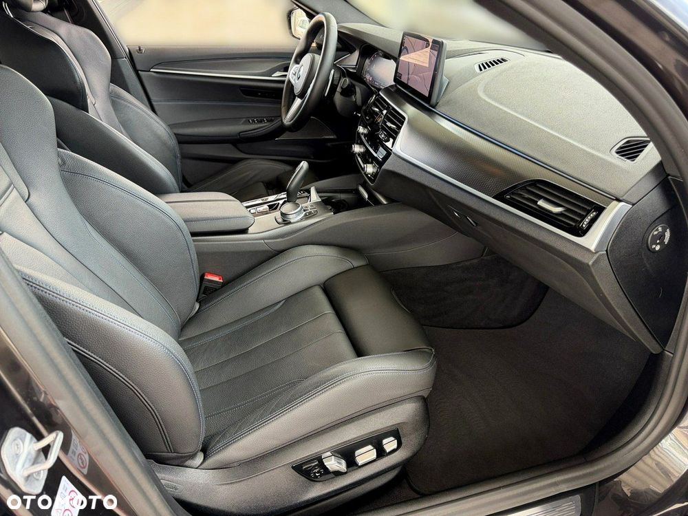 BMW Seria 5 - 24