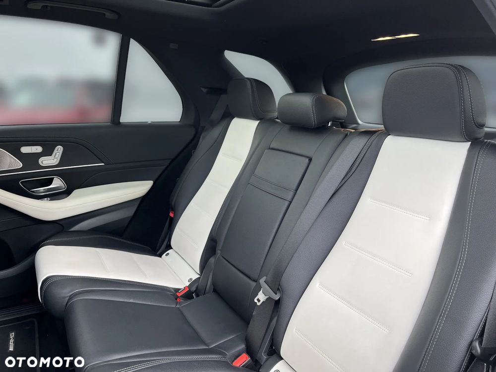 Mercedes-Benz GLE - 19