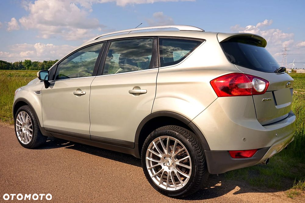 Ford Kuga 2.0 TDCi 2x4 Individual - 11