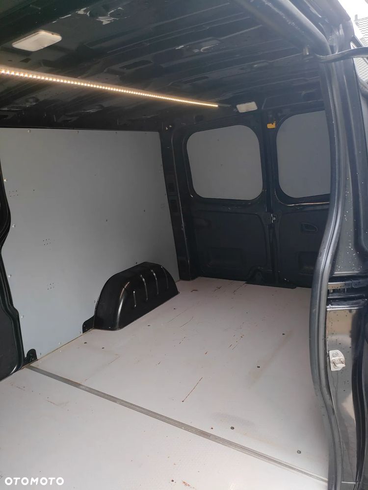 Renault TRAFIC 2019r 1,6 DCI 125KM L2H1 LONG EURO VI DUBEL DRZWI - 32