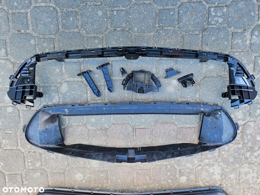 Atrapa grill Mercedes-Benz GLC X254 AMG Line - 3