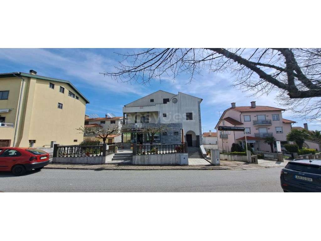 Edifício de excelência na cidade de Trancoso. - Grande imagem: 2/18