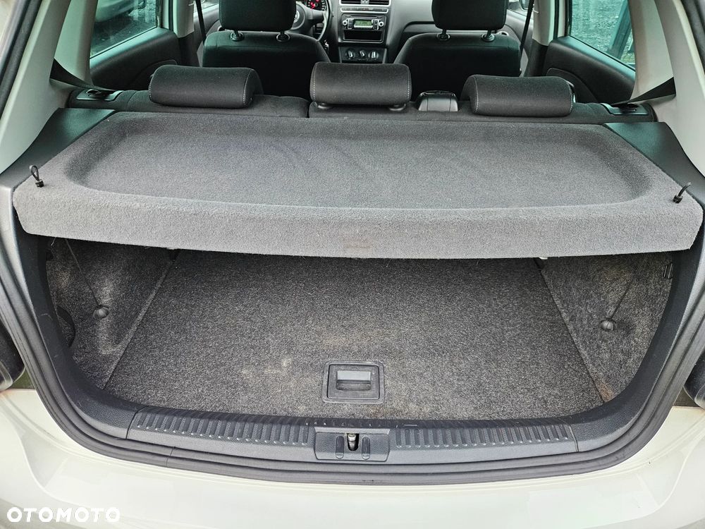 Volkswagen Polo 1.2 Team - 12