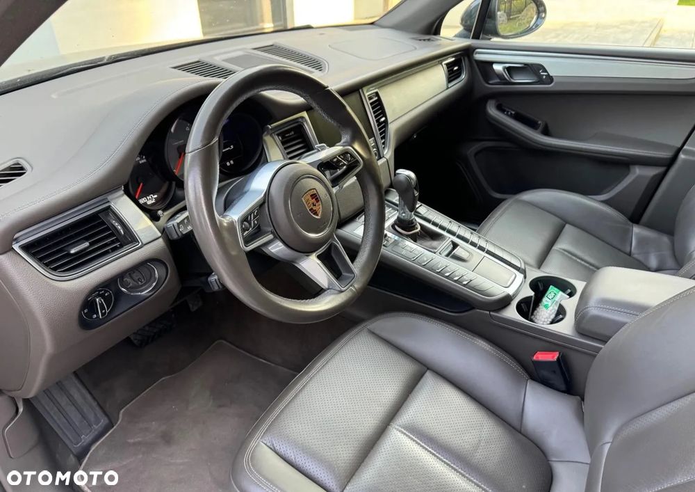 Porsche Macan - 6
