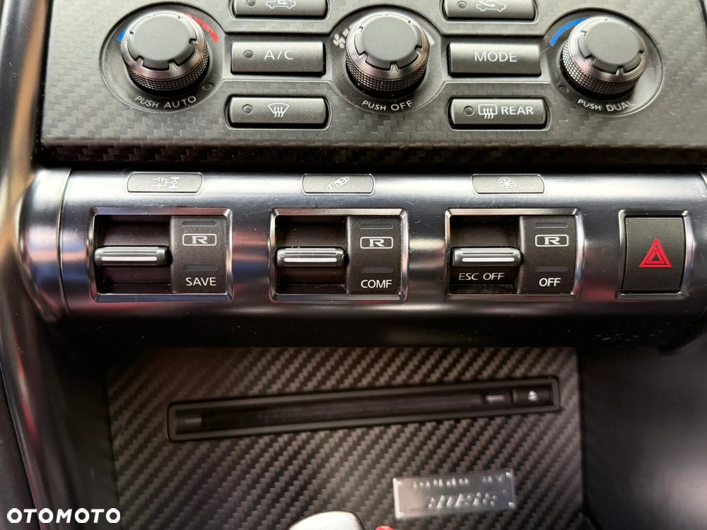 Nissan GT-R Black Edition - 23