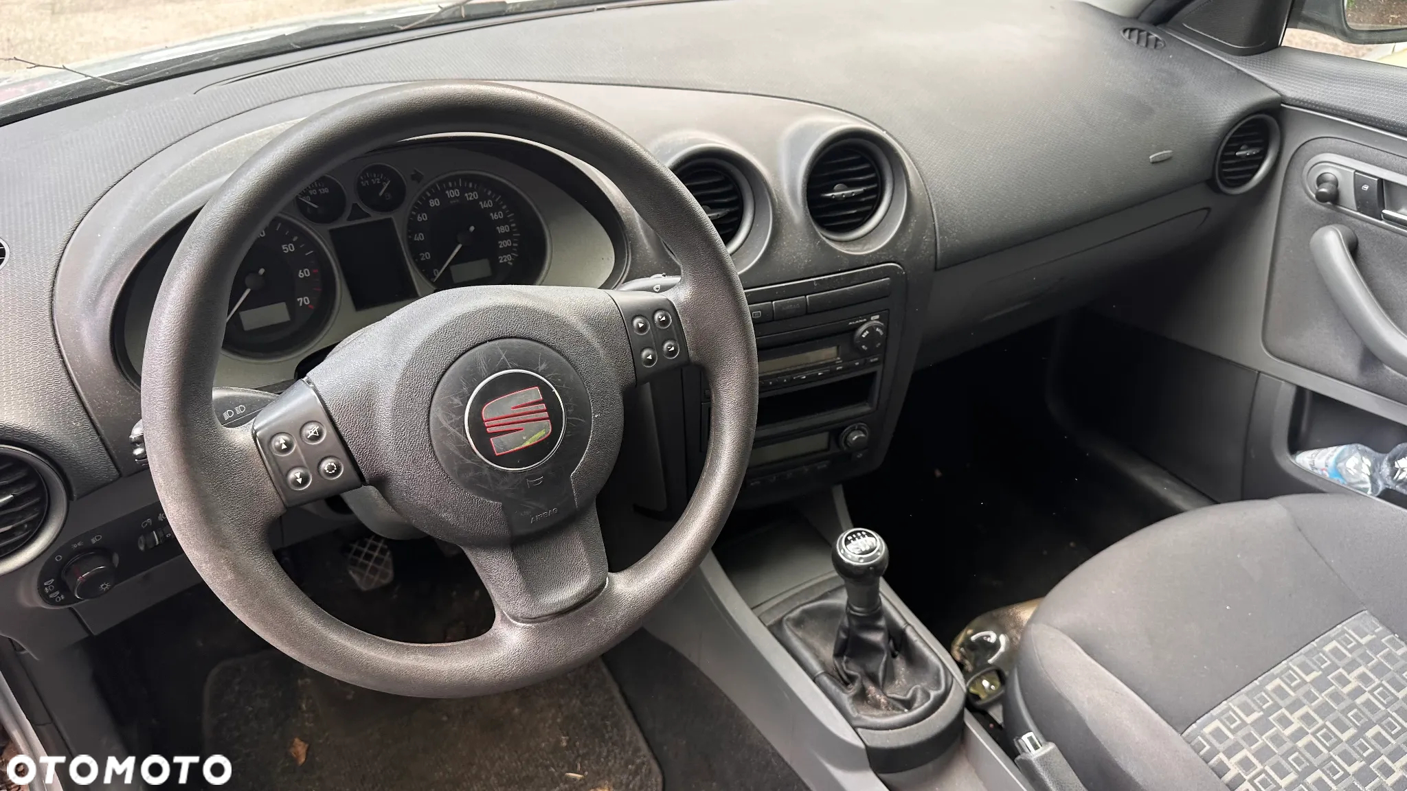 Seat Ibiza 1.4 16V 100 Sport - 9
