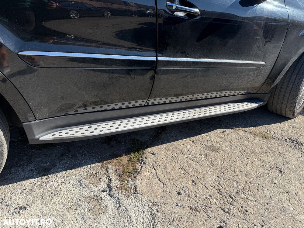 Praguri mercedes Ml w164 complete stare buna - 3