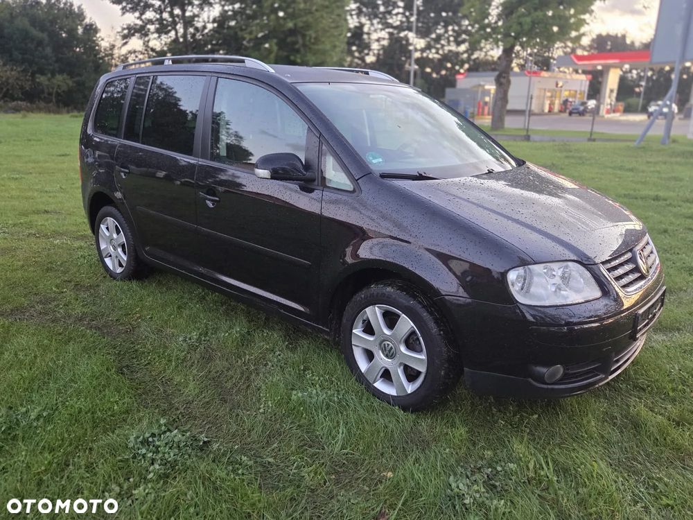 Volkswagen Touran - 2