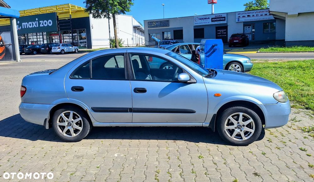 Nissan Almera 1.8 Acenta - 4