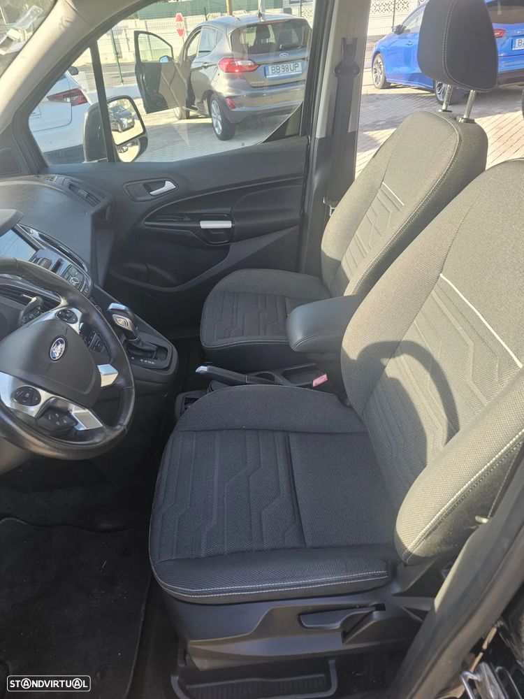 Ford Tourneo Connect - 11
