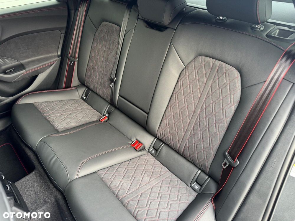 Audi A5 Avant TDI mHEV Quattro S tronic - 24