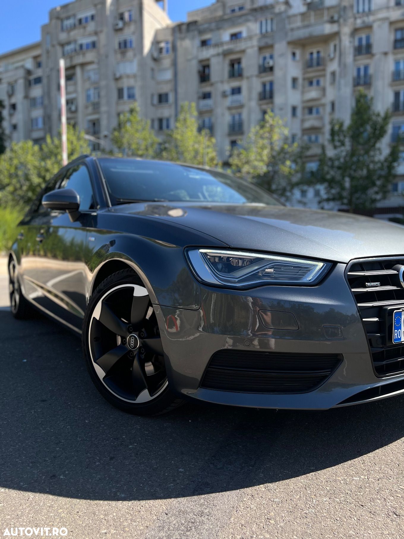 Audi A3 2.0 TDI Sportback (clean diesel) quattro S tronic Ambition - 1