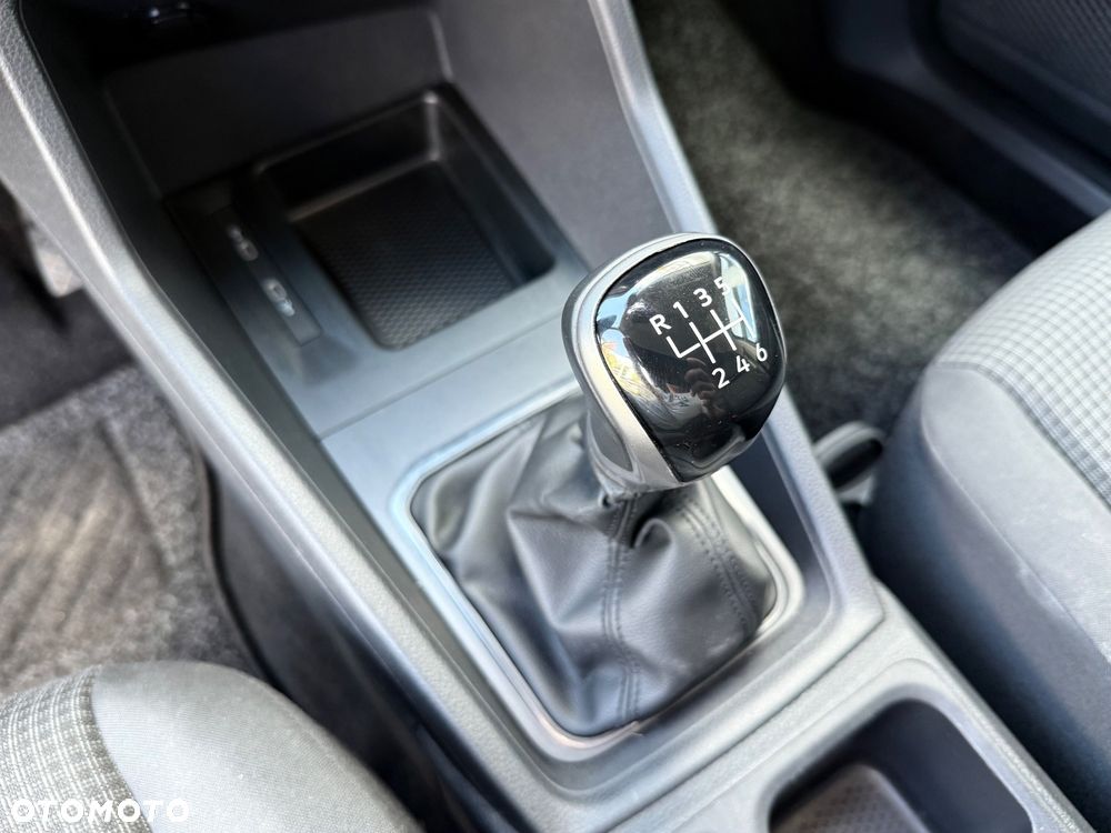 Volkswagen CADDY MODIFIED PARTITION WALL - 31