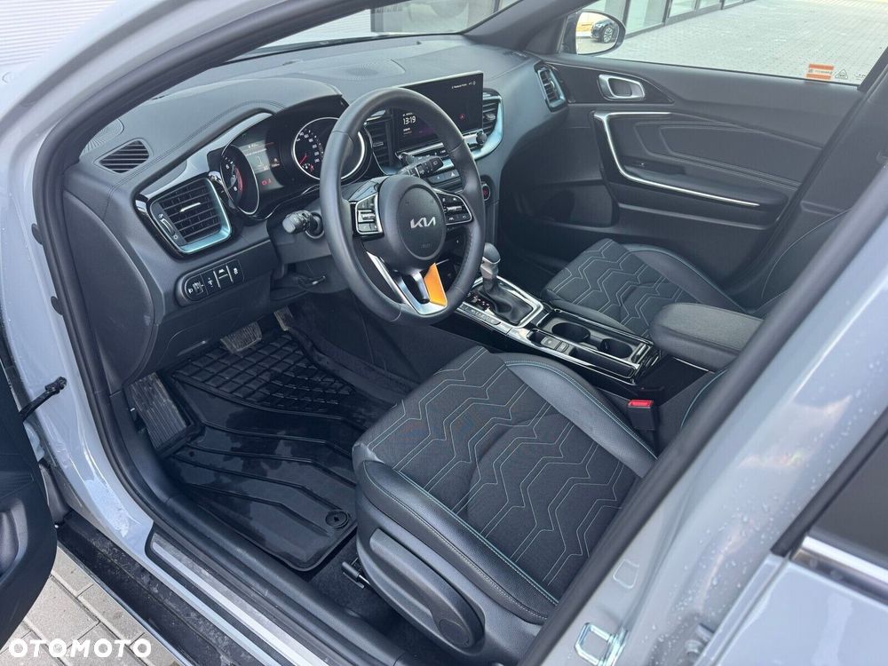 Kia XCeed - 6