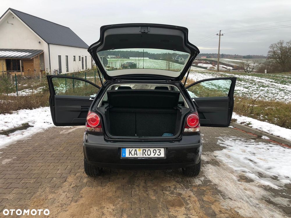 Volkswagen Polo 1.2 Blue Motion Technology Comfortline - 23