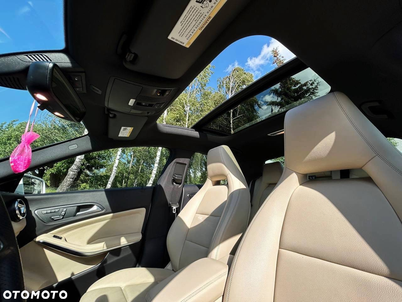 Mercedes-Benz CLA - 11