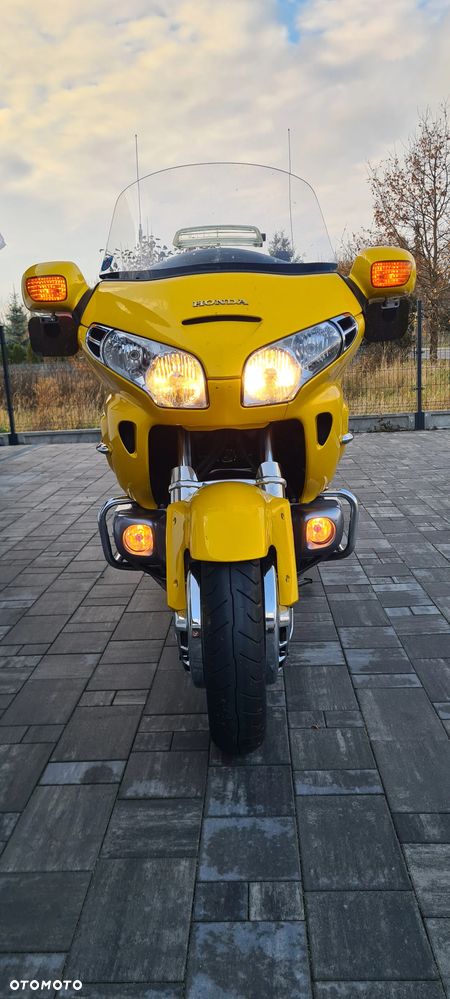 Honda GL - 4