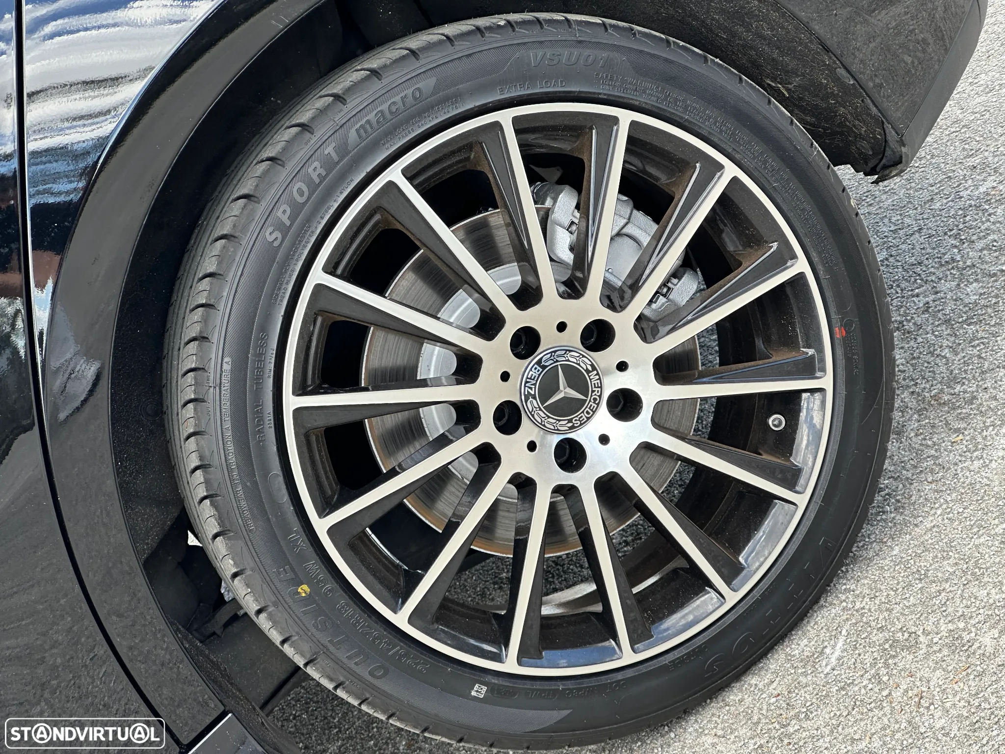 Mercedes-Benz A 250 e AMG Line - 25