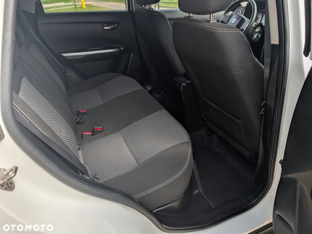 Suzuki Vitara 1.0 Boosterjet Club - 33