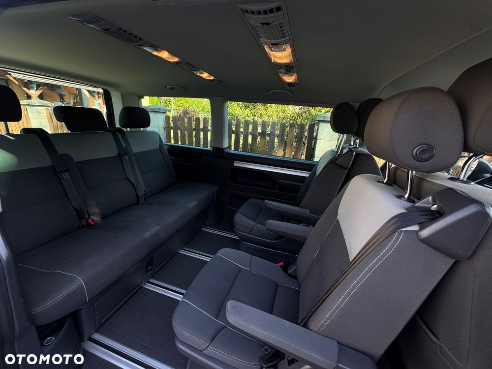 Volkswagen Multivan - 22