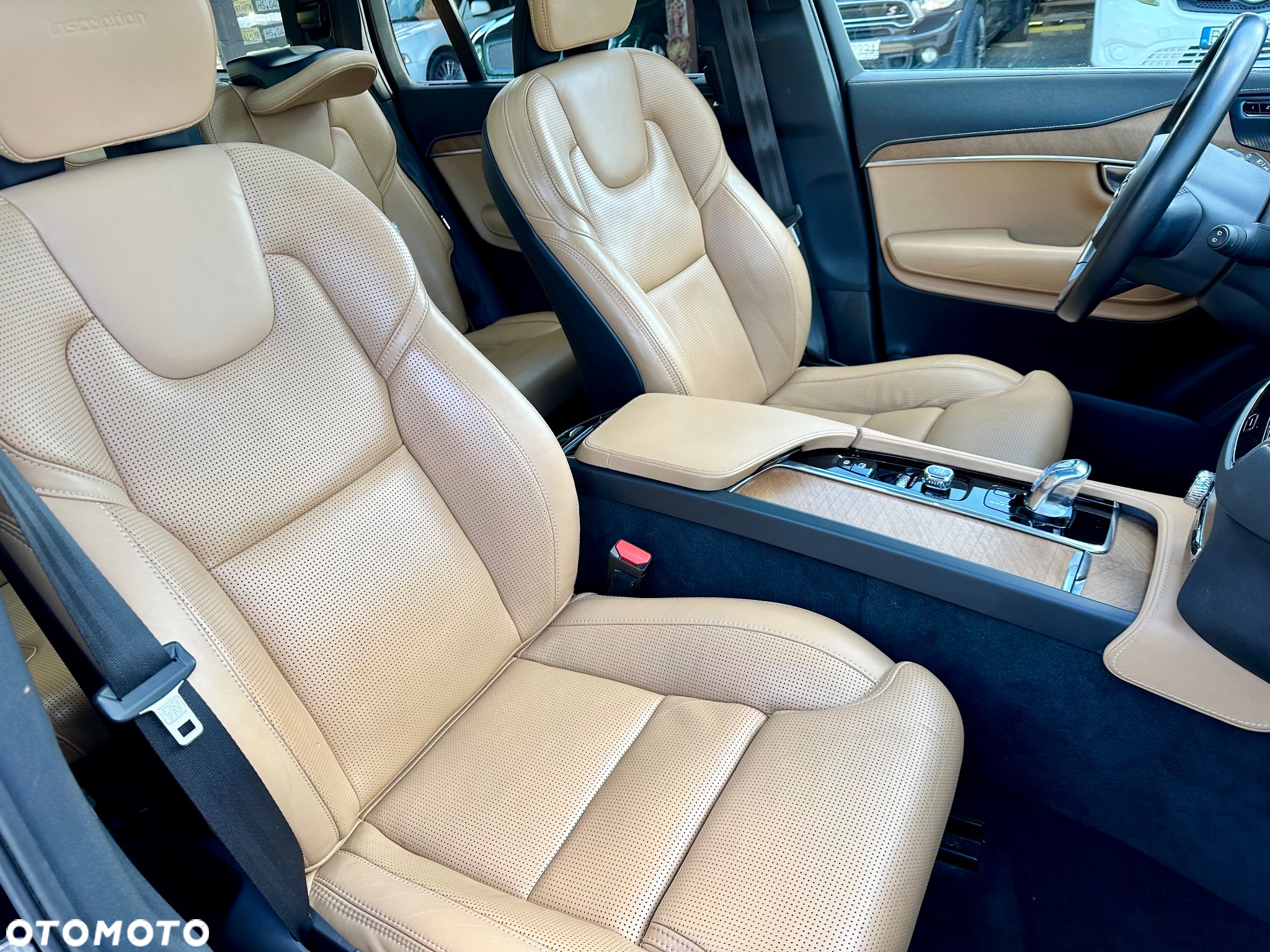 Volvo XC 90 - 8