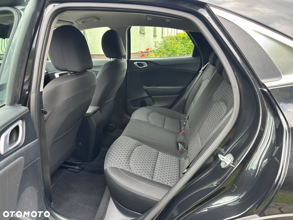Kia XCeed 1.5 T-GDI OPF BLACK XDITION - 24