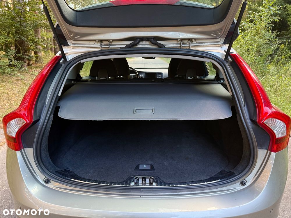 Volvo V60 D3 Momentum - 7