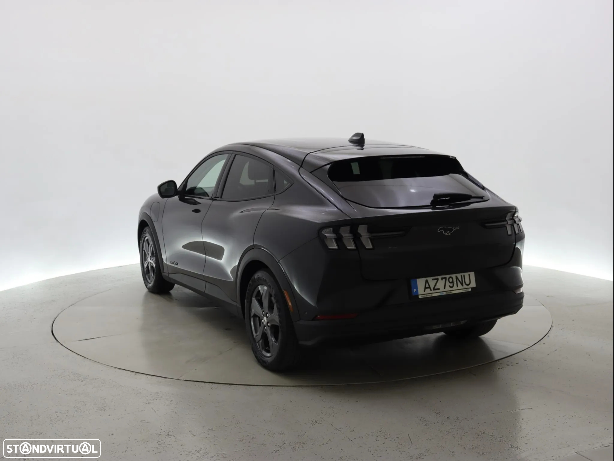Ford Mustang Mach-E Premium - 4