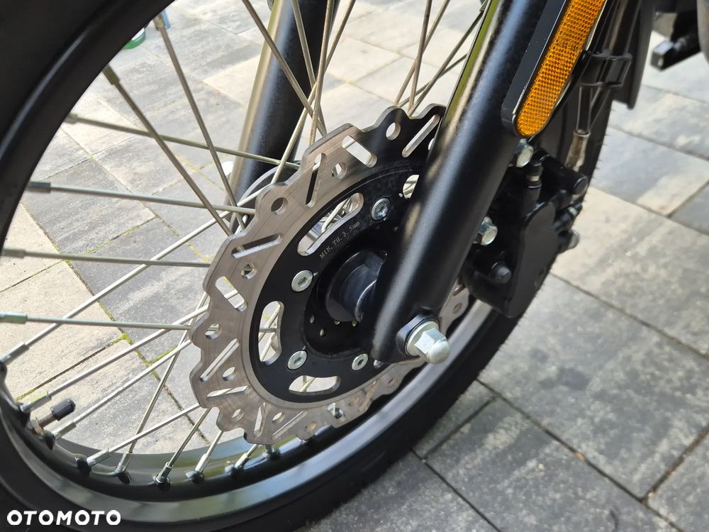 Junak M12 - 20