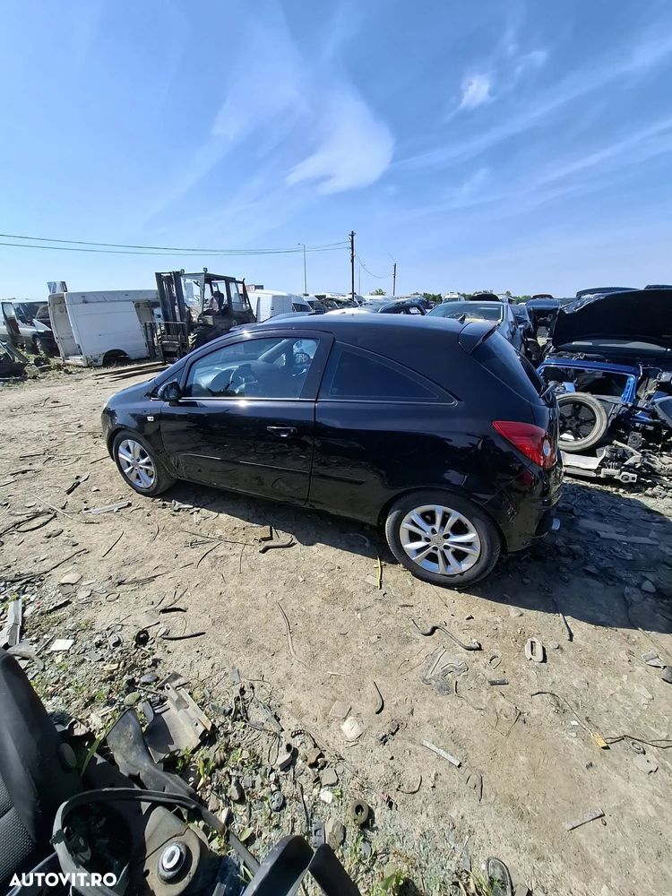 Dezmembrez Opel Corsa D 1.7 cdti - 7