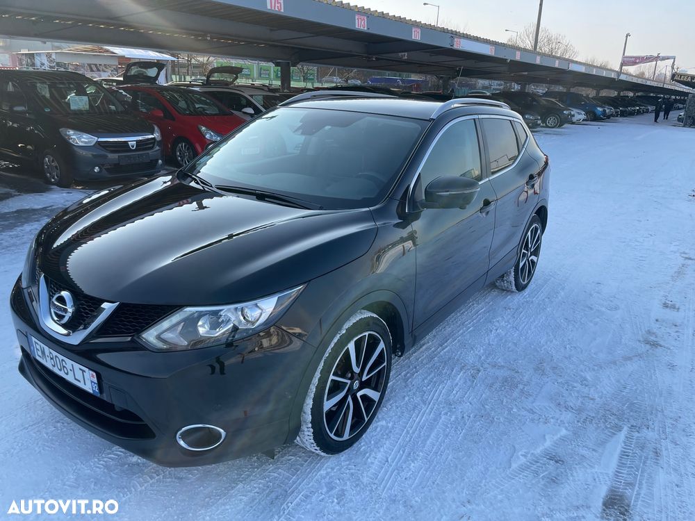 Nissan Qashqai 1.6 DCI Xtronic TEKNA - 1