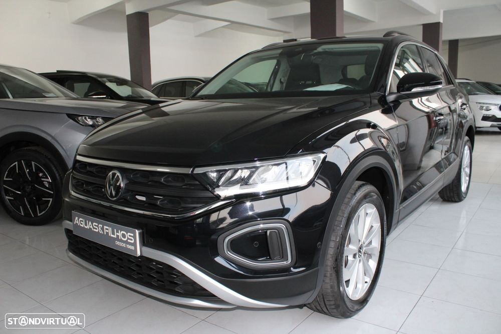 VW T-Roc 1.5 TSI Urban DSG - 1