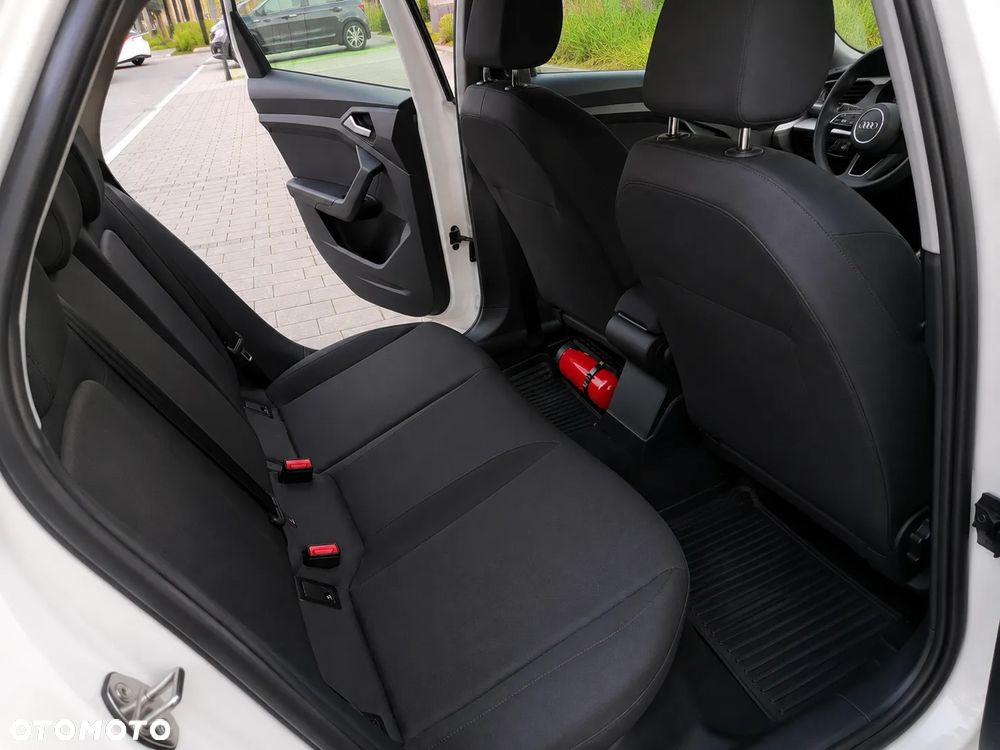 Audi A1 Sportback 35 TFSI Advanced S tronic - 7