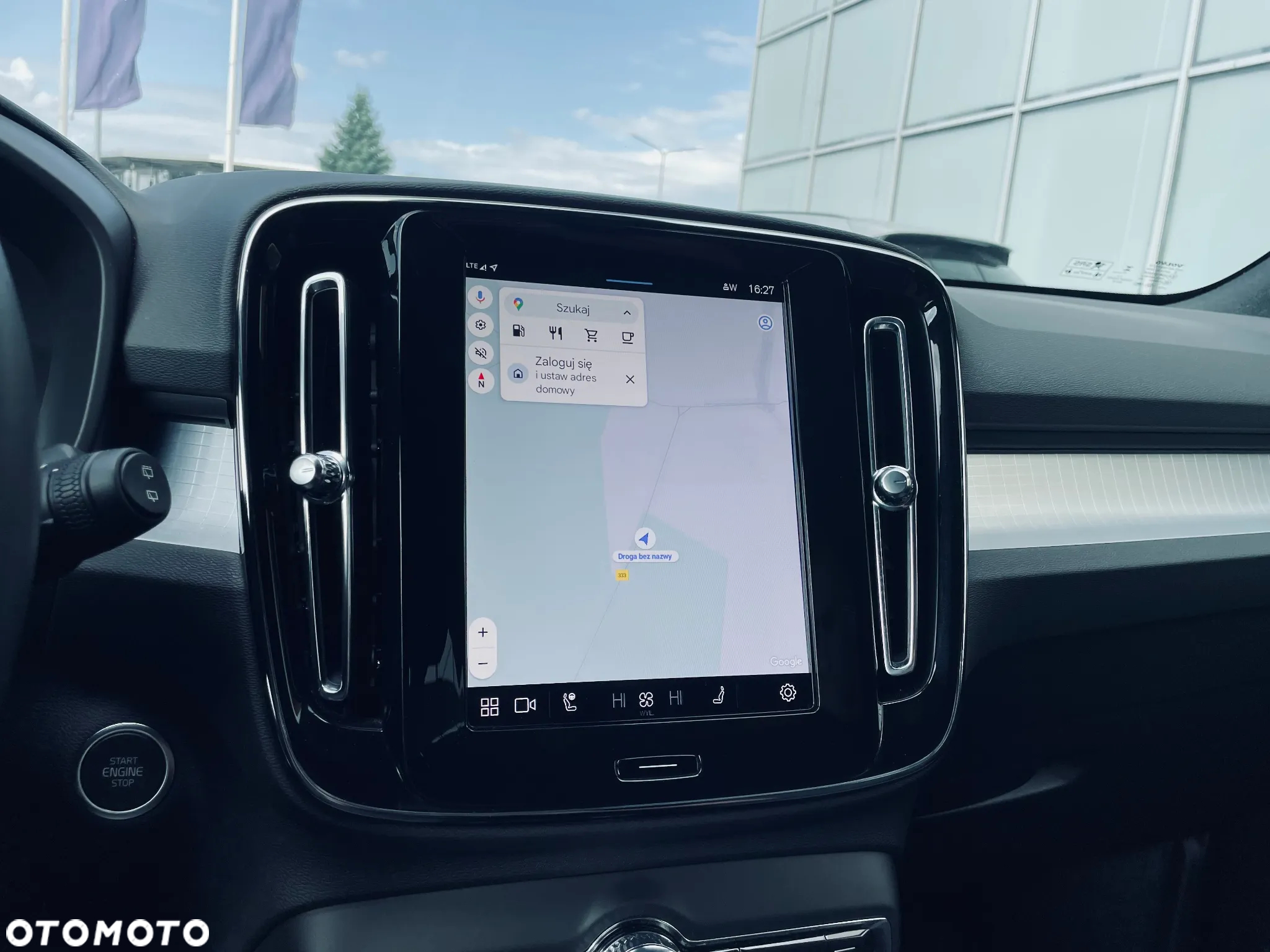 Volvo XC 40 B4 Plus Dark - 14