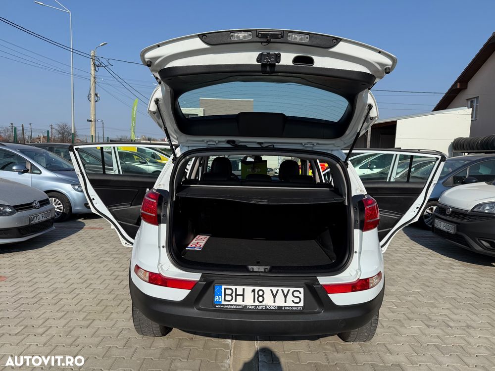 Kia Sportage 1.7 DSL MT 4x2 PREMIUM - 26