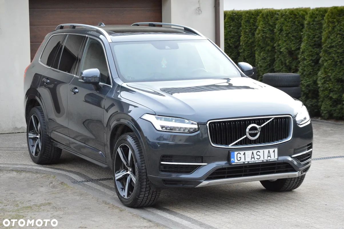 Volvo XC 90 - 1