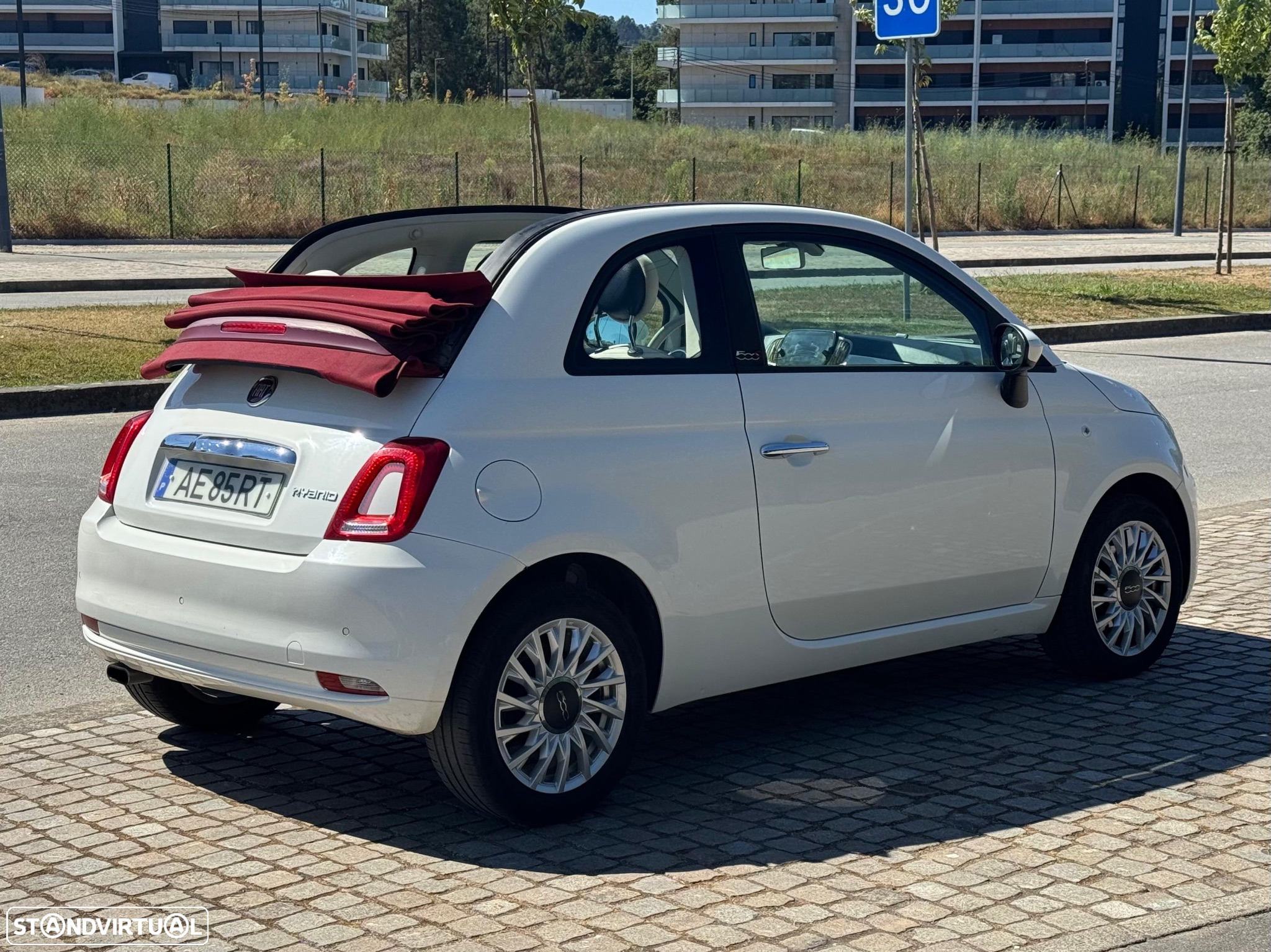 Fiat 500 1.0 Hybrid Lounge - 14