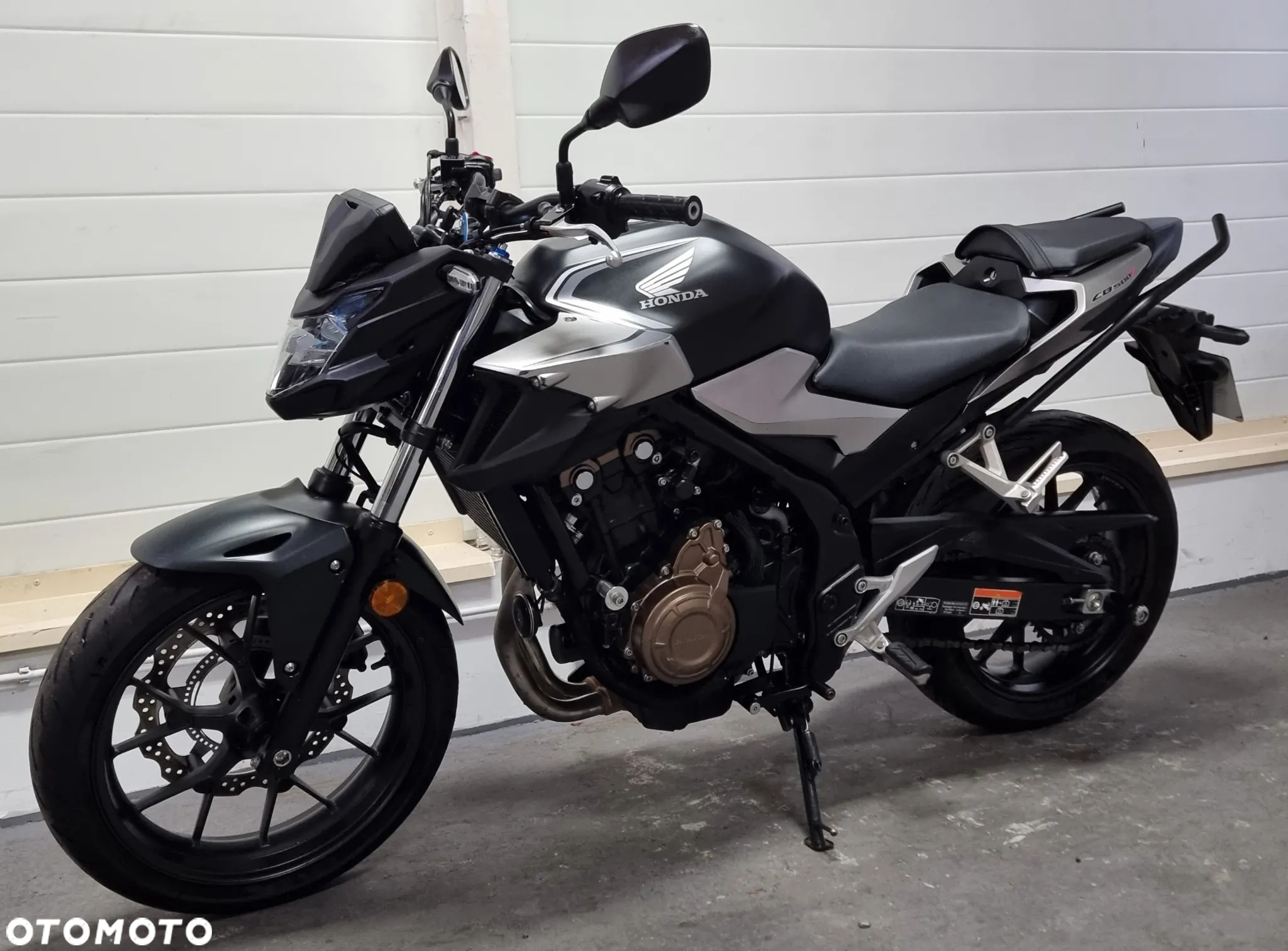 Honda CB - 11