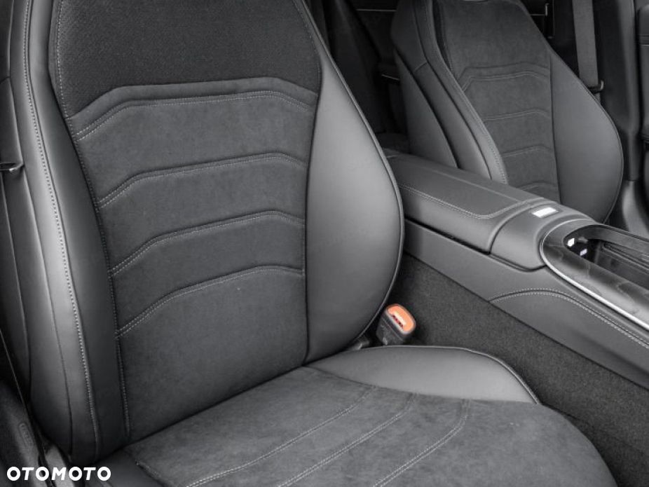 Mercedes-Benz Klasa E 220 d mHEV 4-Matic AMG 9G-Tronic - 9